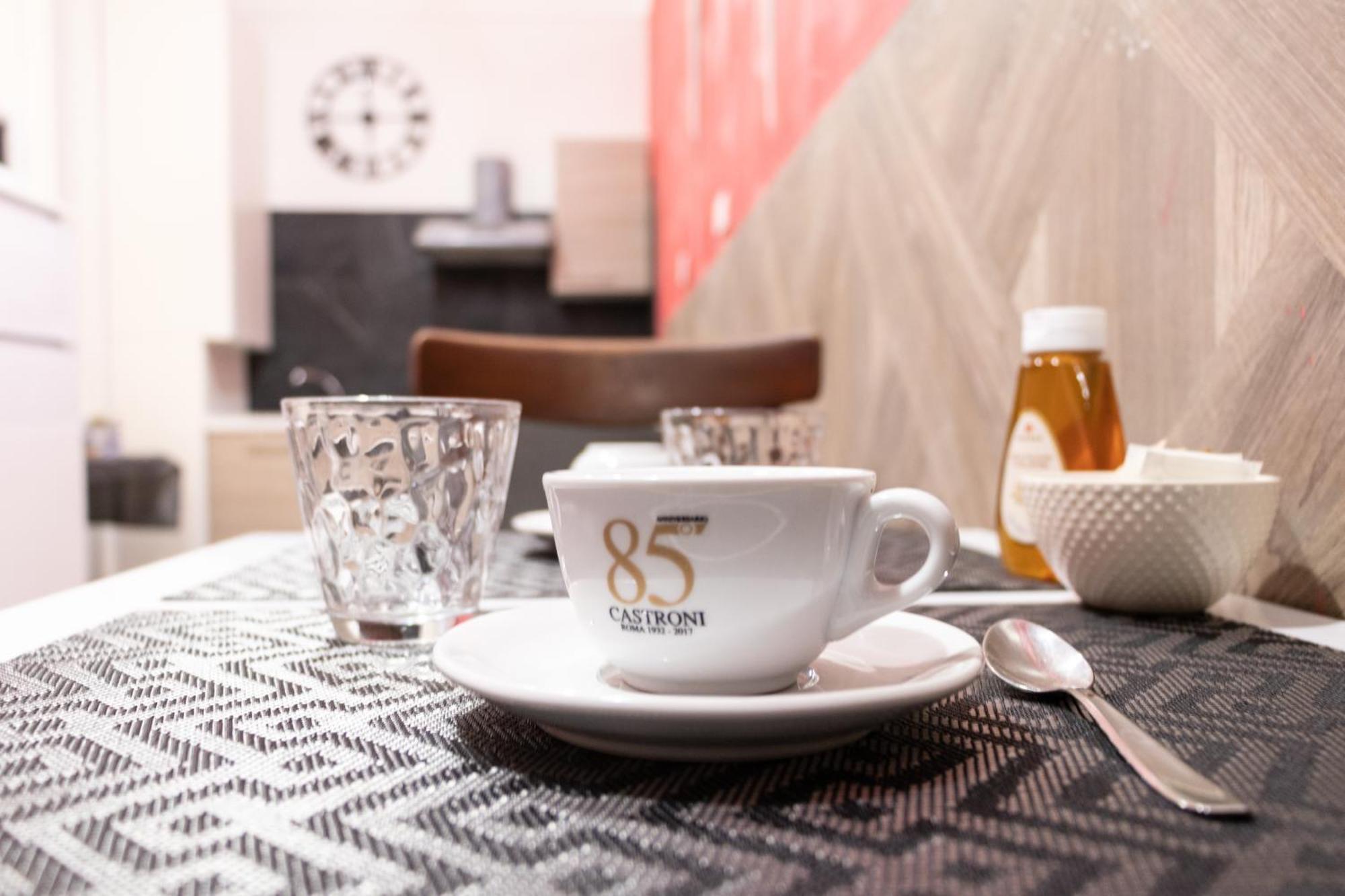 Bed and Breakfast Domus Castroni Scipioni Řím Exteriér fotografie